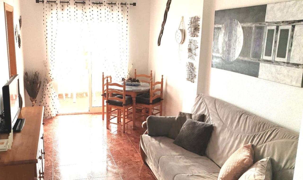 Apartamento Los Gases ตอร์เรเวียคา ภายนอก รูปภาพ